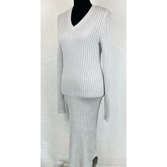 ROMEO & JULIET COUTURE • Grey Ribbed Knit Sweater Bodycon Midi Dress, M - Picture 5 of 13
